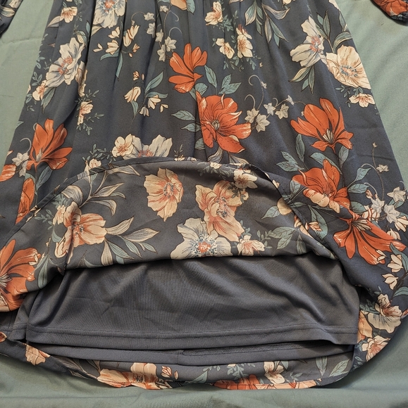 Dress XL - Picture 2 of 4